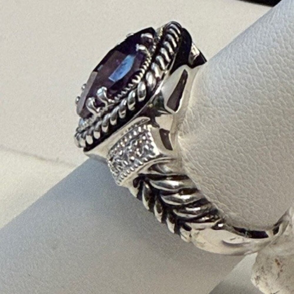Lia Sophia "TULIPA" Ring - Picture 5 of 7